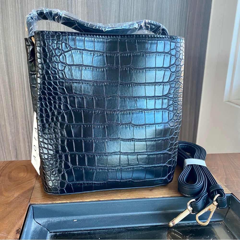 AOTA Vegan Leather Purse